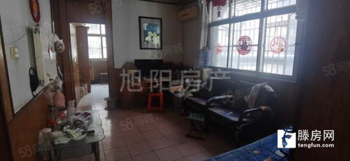 市中心 府前南區多層二樓三室一廳一衛76.4平簡裝61萬證滿五年帶儲藏室 滕州二手房出售